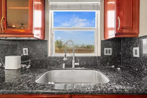 Kitchen - 7826 El Modena Ave, Elverta, CA 95626 photo 5 of 5