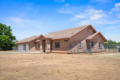 Exterior - 7826 El Modena Ave, Elverta, CA 95626 photo 3 of 12