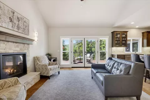 16300 Kiwi Rd, Grass Valley, CA 95949 photo 2