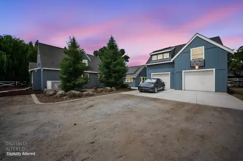 Exterior - 18051 S Arboreal Way, Ripon, CA 95366 photo 1 of 8