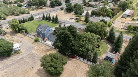 View/Area - 18051 S Arboreal Way, Ripon, CA 95366 photo 2 of 5