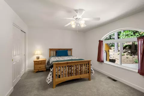 Bedroom - 2746 Quartz Dr, Arnold, CA 95223 photo 2 of 5