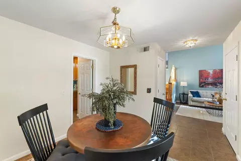 1536 Olympic Dr, Davis, CA 95616 photo 8