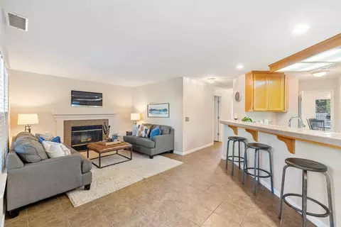 1536 Olympic Dr, Davis, CA 95616 photo 9