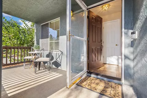 1536 Olympic Dr, Davis, CA 95616 photo 3