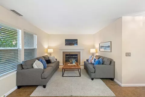 1536 Olympic Dr, Davis, CA 95616 photo 10