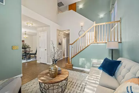1536 Olympic Dr, Davis, CA 95616 photo 6