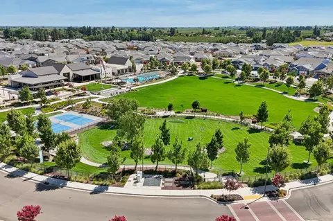 View/Area - 991 Camborne Dr, Manteca, CA 95336 photo 2 of 4