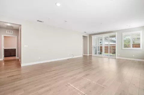 Living - 991 Camborne Dr, Manteca, CA 95336 photo 4 of 4