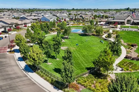 View/Area - 991 Camborne Dr, Manteca, CA 95336 photo 3 of 4