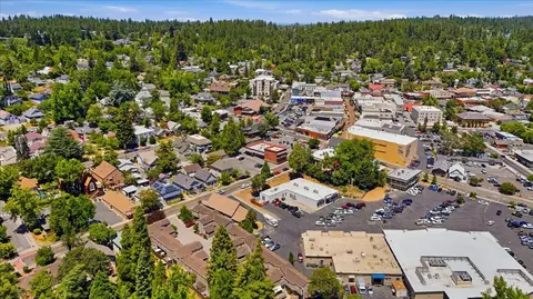 239 Mill St #6, Grass Valley, CA 95945 photo 3