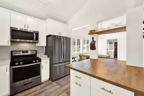 Kitchen - 1552 American River Trl, Cool, CA 95614 photo 4 of 6