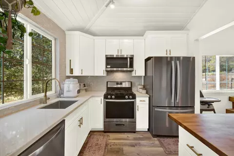 Kitchen - 1552 American River Trl, Cool, CA 95614 photo 3 of 6