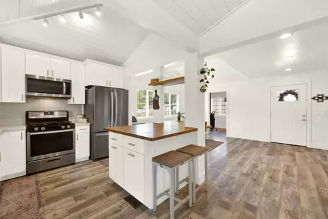Entry Way - 1552 American River Trl, Cool, CA 95614 photo 2 of 4