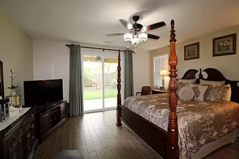 Bedroom - 286 Columbus Dr, Manteca, CA 95337 photo 2 of 5