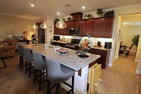 Kitchen - 286 Columbus Dr, Manteca, CA 95337 photo 1 of 4