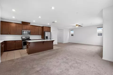 Living - 3209 Auburn Leaf Loop, Folsom, CA 95630 photo 1 of 3