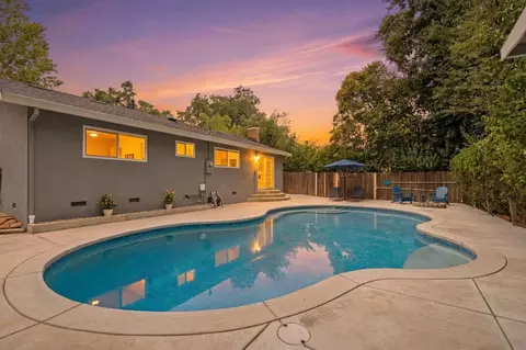 Exterior - 6031 Remington Ave, Carmichael, CA 95608 photo 3 of 7