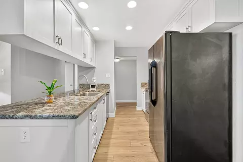 Kitchen - 6031 Remington Ave, Carmichael, CA 95608 photo 2 of 3