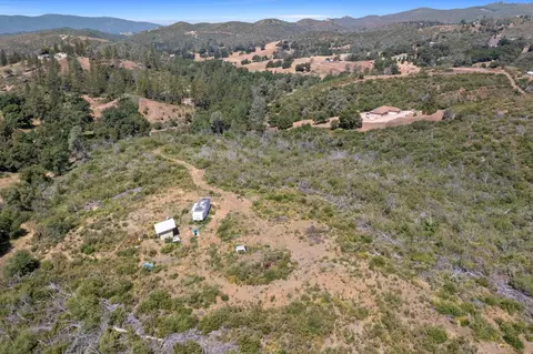 6165 Starlight Ln, Mountain Ranch, CA 95246 photo 3