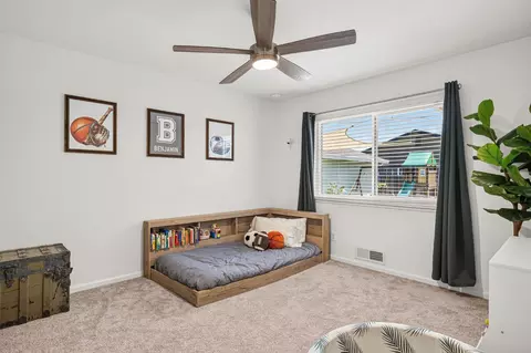 Bedroom - 1272 Gary Way, Carmichael, CA 95608 photo 4 of 6