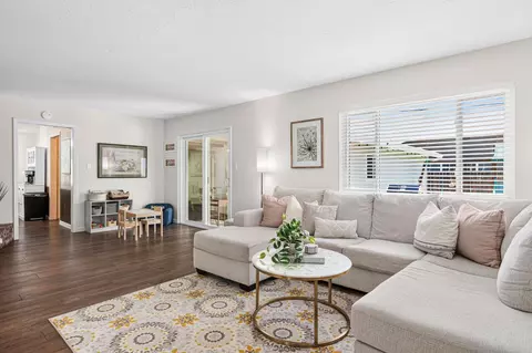 Living - 1272 Gary Way, Carmichael, CA 95608 photo 5 of 6