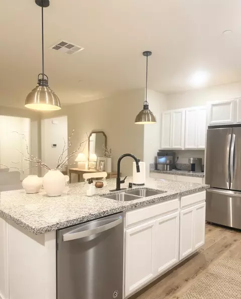 Kitchen - 2633 Coolidge, Manteca, CA 95337 photo 1 of 6
