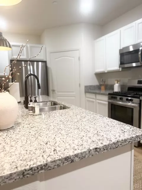 Kitchen - 2633 Coolidge, Manteca, CA 95337 photo 4 of 6