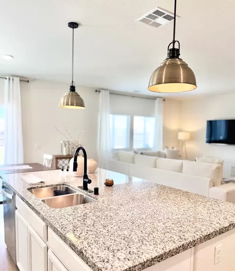 Kitchen - 2633 Coolidge, Manteca, CA 95337 photo 3 of 6