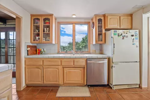 Kitchen - 13806 Wells Ln, Lodi, CA 95240 photo 2 of 2