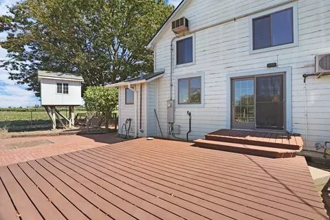 Exterior - 13806 Wells Ln, Lodi, CA 95240 photo 11 of 15