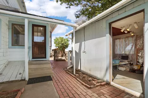 Exterior - 13806 Wells Ln, Lodi, CA 95240 photo 4 of 15
