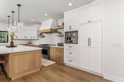 Kitchen - 2304 Howard Dr, Rescue, CA 95672 photo 4 of 8
