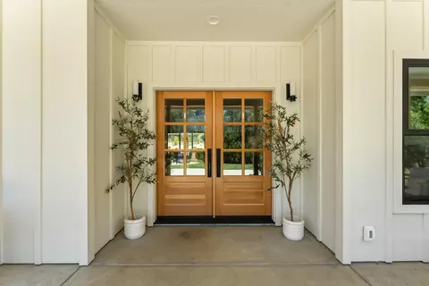 Entry Way - 2304 Howard Dr, Rescue, CA 95672 photo 1 of 7