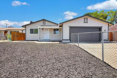 2702 Meadowvale Ave, Sacramento, CA 95822