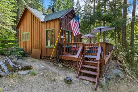4 34 Milestone Tr, Kyburz, CA 95720