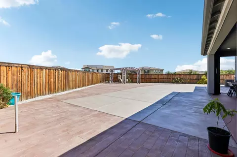 Exterior - 6416 Callaway Dr, Tracy, CA 95377 photo 6 of 16