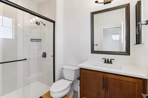Bath - 6416 Callaway Dr, Tracy, CA 95377 photo 4 of 6