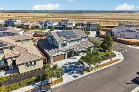 View/Area - 6416 Callaway Dr, Tracy, CA 95377 photo 1 of 2
