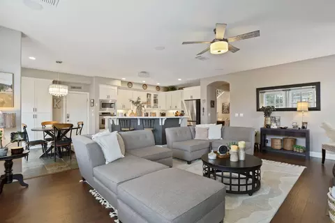 1384 Pyrenees St, Tracy, CA 95304 photo 25