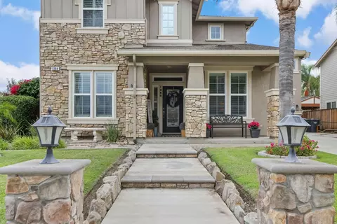 1384 Pyrenees St, Tracy, CA 95304 photo 8