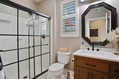 1384 Pyrenees St, Tracy, CA 95304 photo 18
