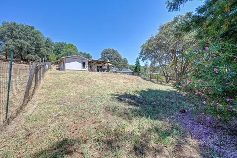 Exterior - 1500 Trading Post Ct, Cool, CA 95614 photo 20 of 27