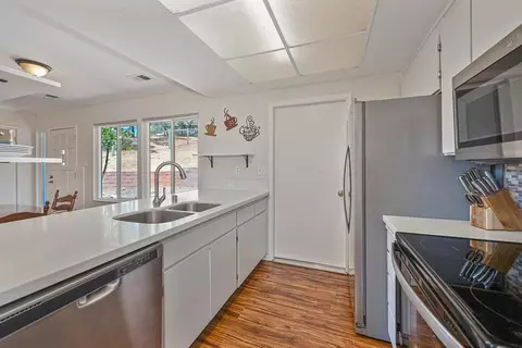 Kitchen - 1500 Trading Post Ct, Cool, CA 95614 photo 2 of 6