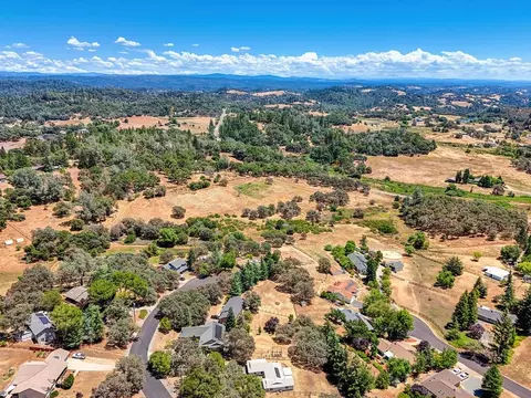 View/Area - 1500 Trading Post Ct, Cool, CA 95614 photo 6 of 9