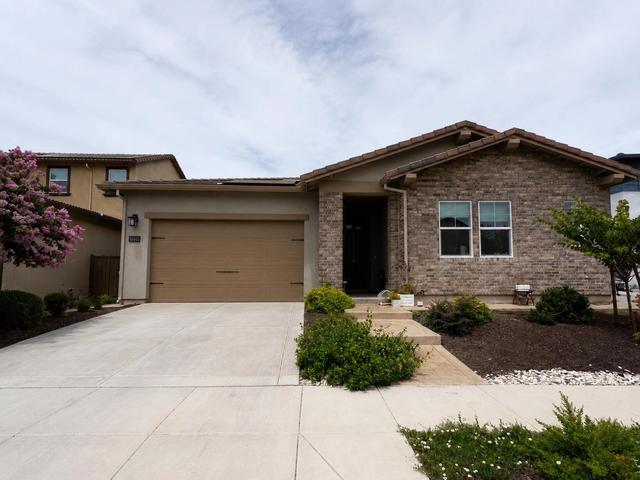 2013 Santos, Woodland, CA 95776
