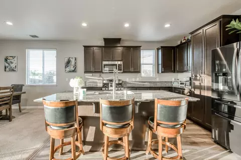 Kitchen - 847 Kelsey Ct, Merced, CA 95348 photo 2 of 6