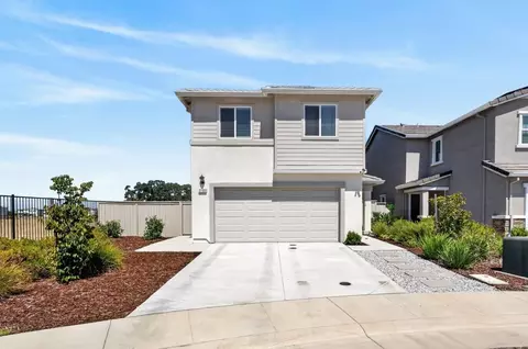 2193 Shady Tree Cir, Roseville, CA 95747