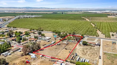 View/Area - 22952 S Bird Rd, Tracy, CA 95304 photo 10 of 12