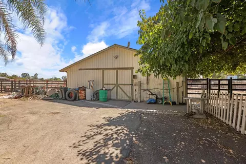 Exterior - 22952 S Bird Rd, Tracy, CA 95304 photo 9 of 30